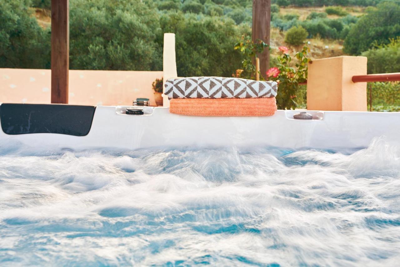 Mouri Villa Mourion  ภายนอก รูปภาพ