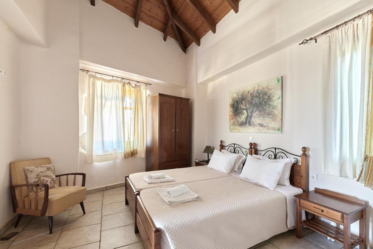 Mouri Villa Mourion  ภายนอก รูปภาพ