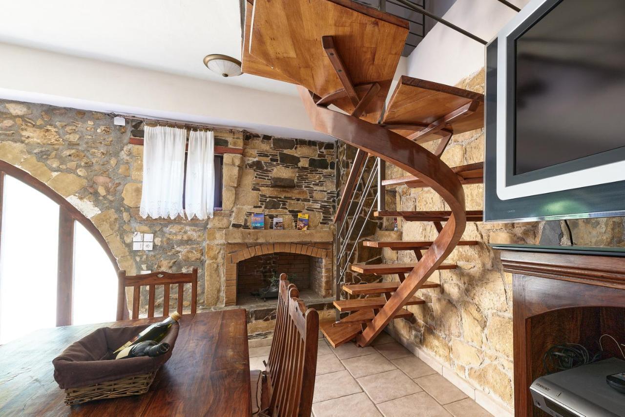 Mouri Villa Mourion  ภายนอก รูปภาพ