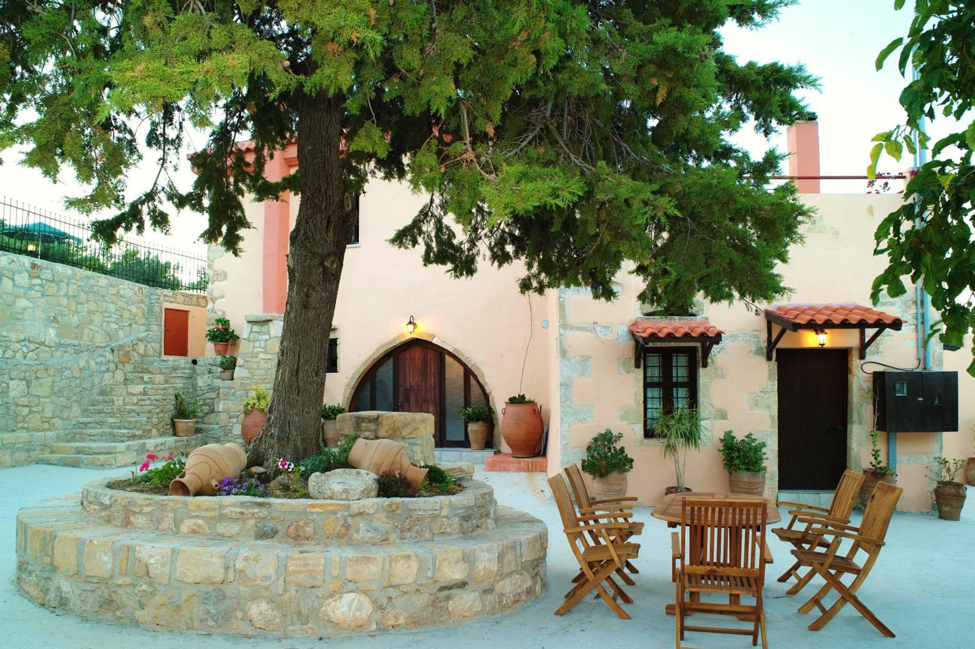 Mouri Villa Mourion  ภายนอก รูปภาพ