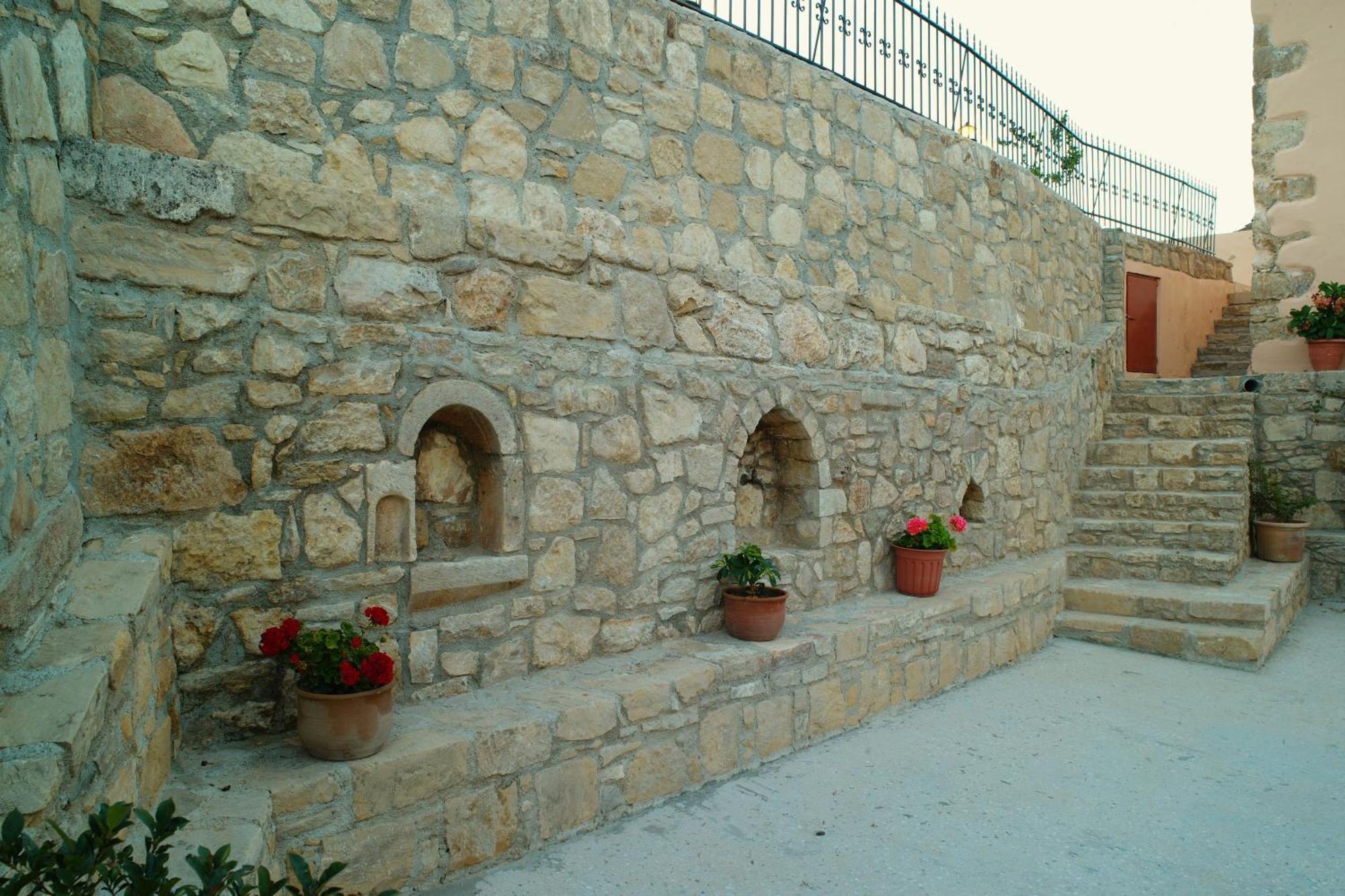 Mouri Villa Mourion  ภายนอก รูปภาพ