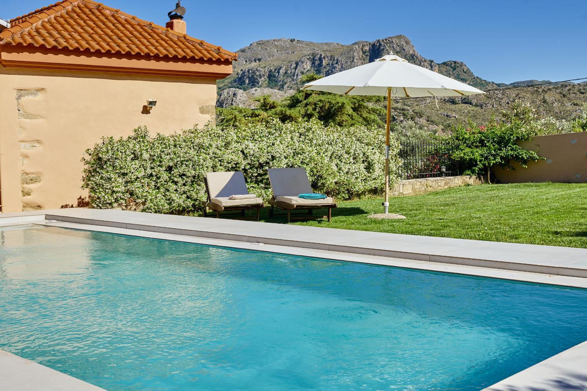 Mouri Villa Mourion  ภายนอก รูปภาพ