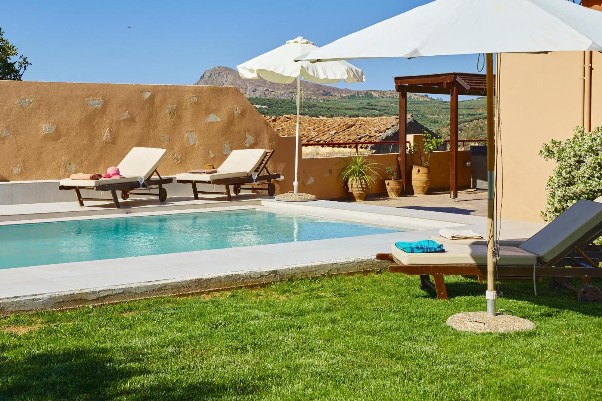 Mouri Villa Mourion  ภายนอก รูปภาพ